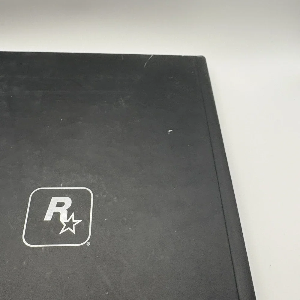Grand Theft Auto V Limited Edition Strategy Guide by Brady Games: Hardcover